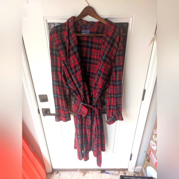Pendleton | Other | Vintage Pendleton Robe | Poshmark